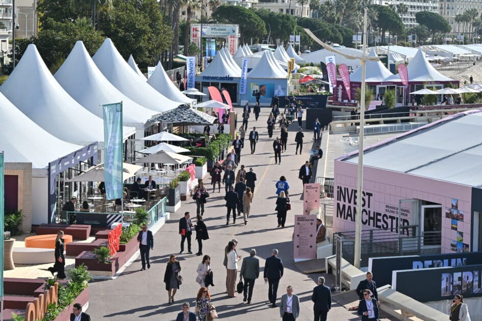 Près de Nice, les maquettes spectaculaires du Golfe attirent les investisseurs de l'immobilier malgré la guerre 1 MIPIM 2026 0806